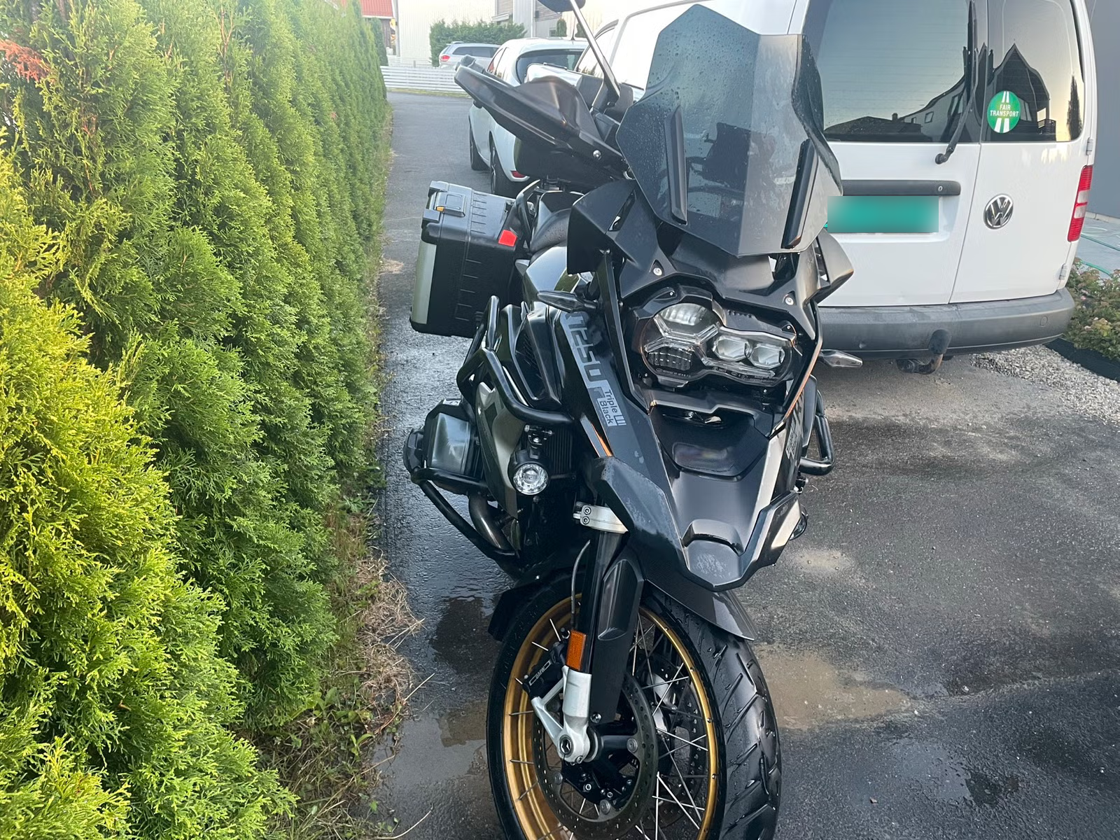 BMW R 1250 GS Triple Black 2021 1