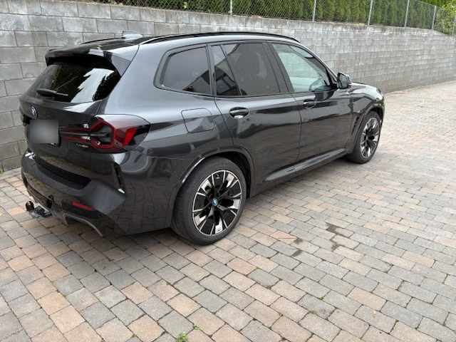 BMW iX3 2023 3