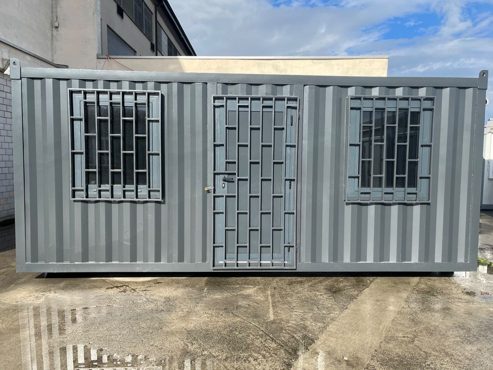 Shipping container 15 ft 41