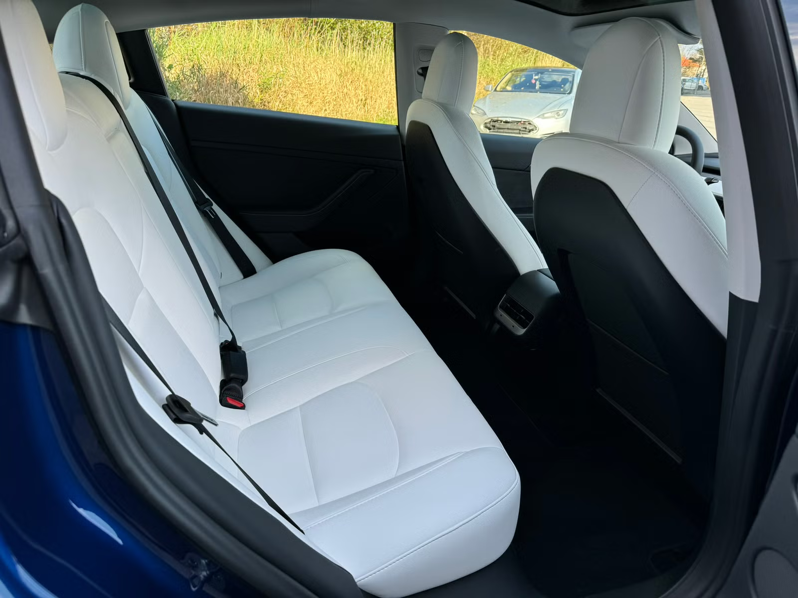 Tesla Model 3 Long Range Dual Motors 2023 11
