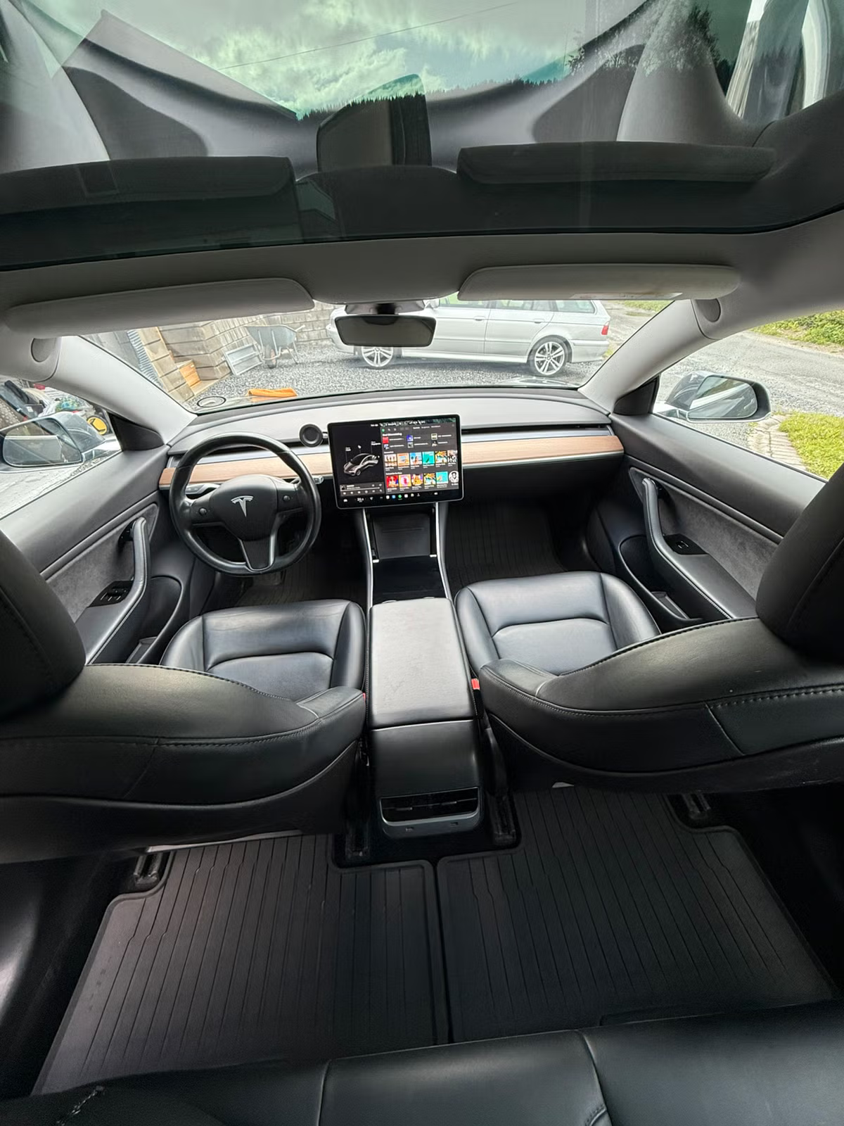 Tesla Model 3 2019 12