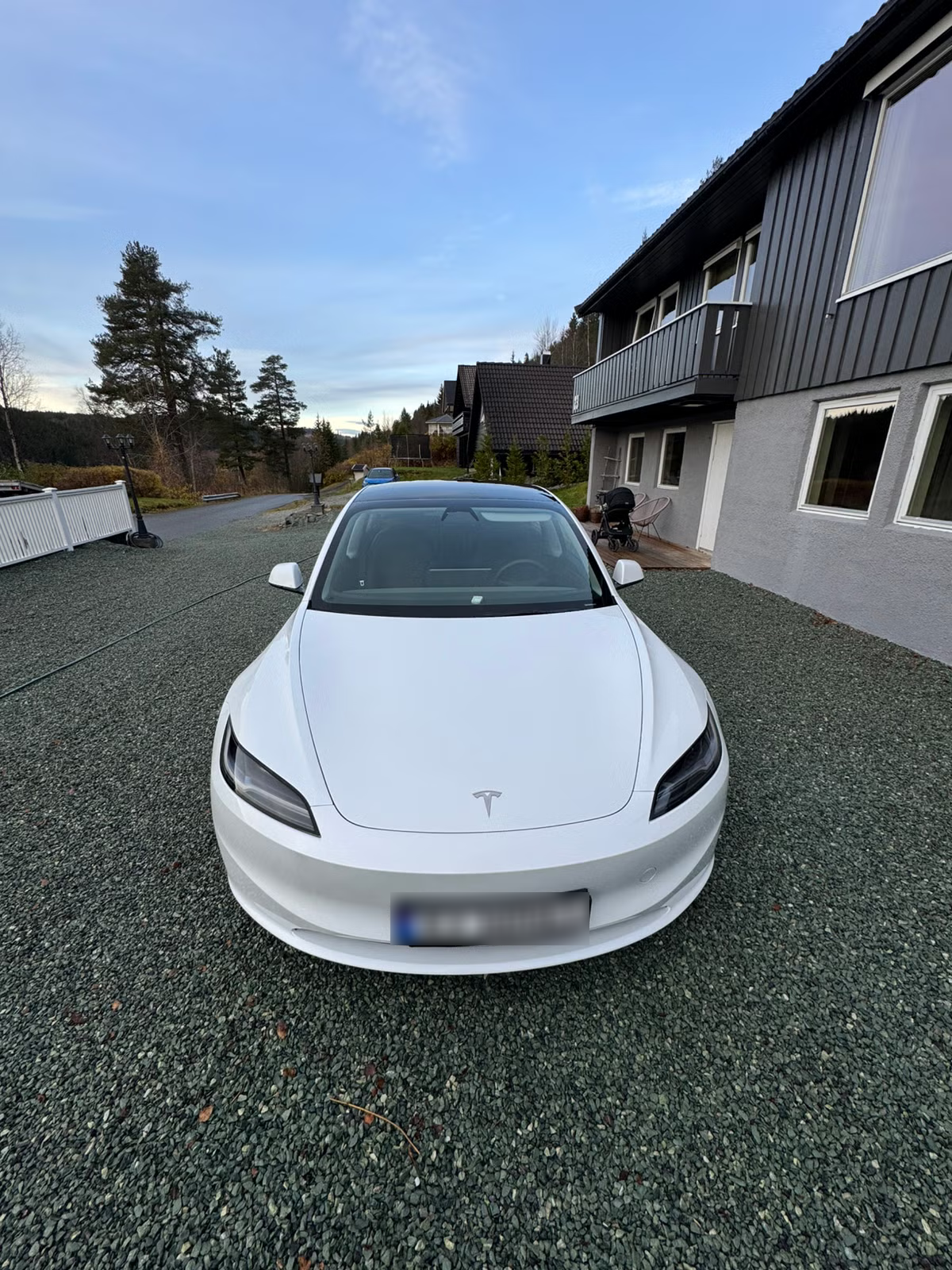 Tesla Model 3 2024 5