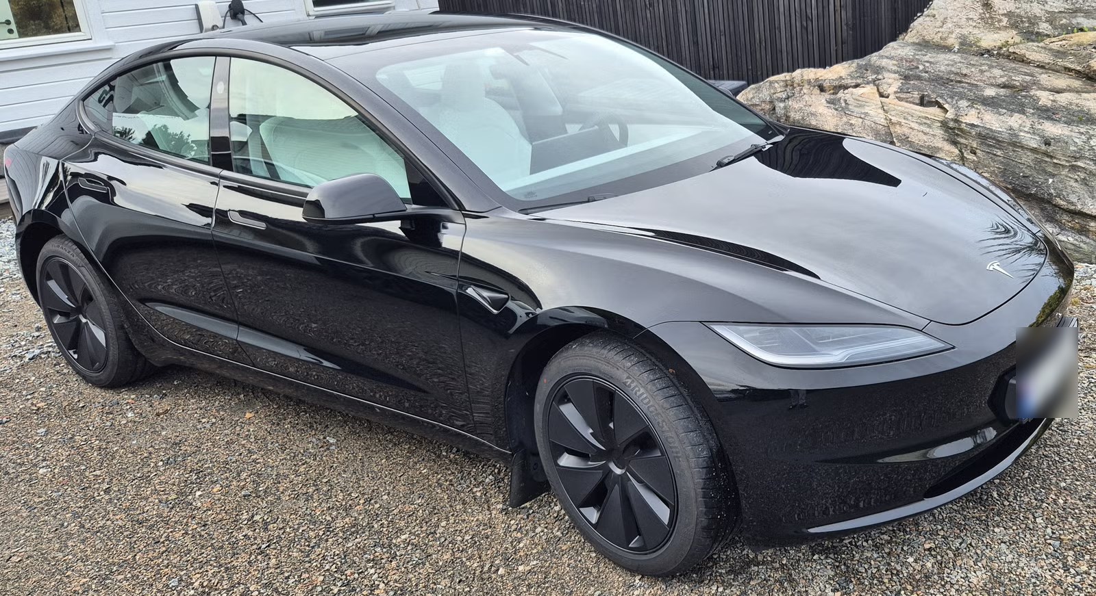 Tesla Model 3 2024 2